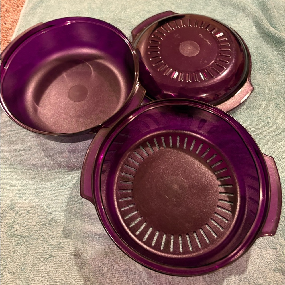 Tupperware 3 piece steamer. Purple.